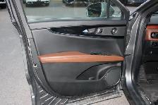 2023 Lincoln Nautilus Reserve - 2.0L Ecoboost - Leather - Photo 12