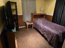 2 ROOMS AVAILABLE NOW - Photo 9