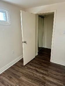 One Large bedroom  for Rent December 1st 2026 - Photo 4