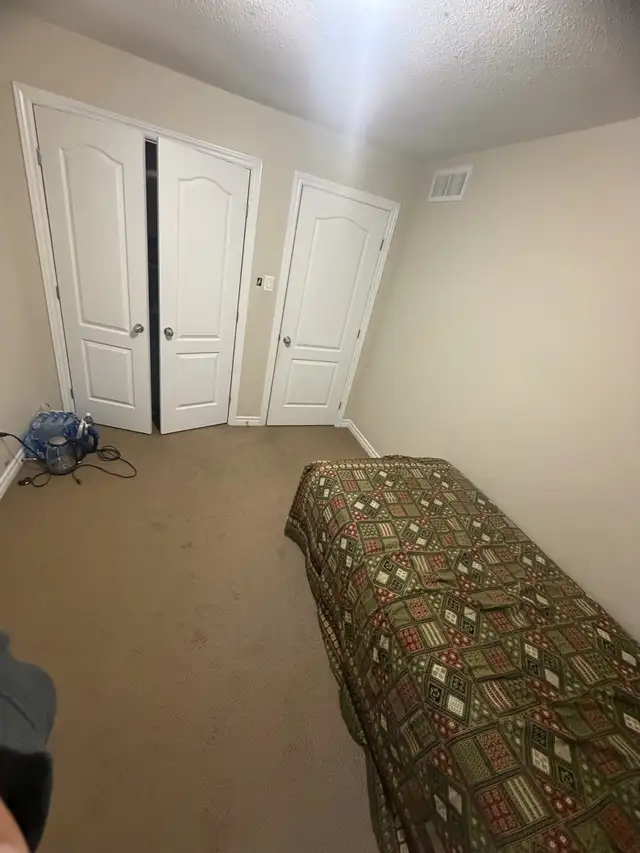 Private Room in Barrhaven