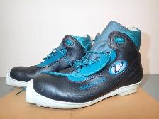 Womens's Salomon X-Country Ski Boots - Photo 2