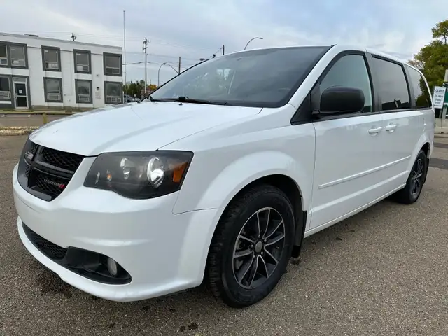2017 Dodge Grand Caravan 3.6L For Sale.