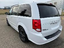 2017 Dodge Grand Caravan 3.6L For Sale. - Photo 3