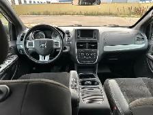 2017 Dodge Grand Caravan 3.6L For Sale. - Photo 9