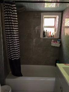 One furnished room for rent in Toronto Downtown (Just Female) - Photo 10