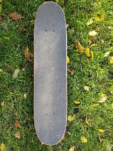Skateboard - practically unused - Photo 3