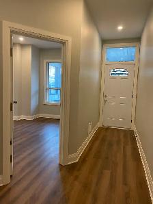 2 Bedroom Apartment Main Floor UTILITIES INCLUDED - Photo 4