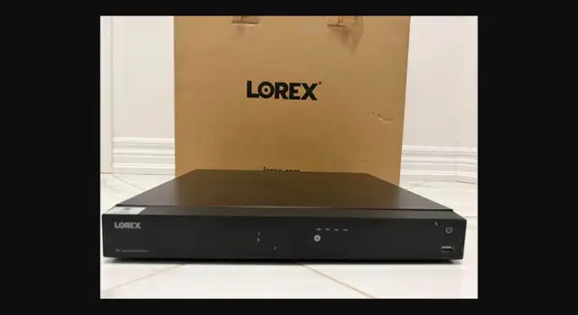 Lorex Fusion 4K 16-Channel 16-PoE NVR N864A6B-Z with 4TB