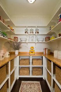 Pantry Shelves - Photo 7