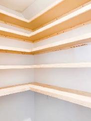 Pantry Shelves - Photo 9