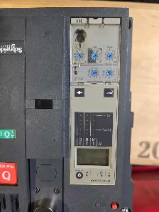 Schneider Masterpact NW08 H1 800A Breaker Micrologic 5.0A 690V - Photo 7