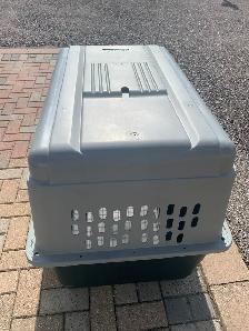 Petmate Large Dog Crate - 27' (W) x 40' (L) x 29' (T) - Photo 3