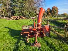 McKee 520 Snowblower – 72″ Dual-Auger