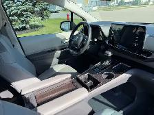 2024 Toyota Sienna XLT - Hybrid - Photo 17