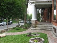 Centretown - Large 2 bedroom Victorian - Dec 1st - Photo 2