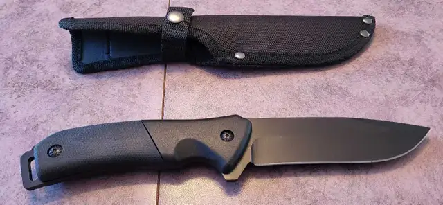 couteau noir