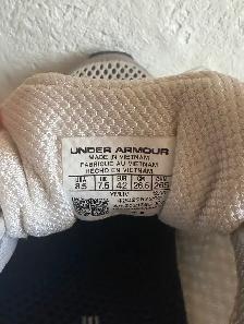 Athletic shoes Under Armour - Photo 4