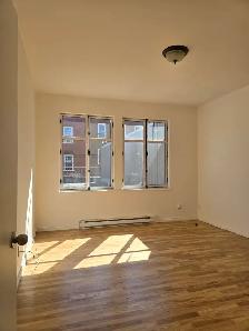 Superbe très grand 4 1/2, St-Sauveur, Libre Terrasse - Photo 7