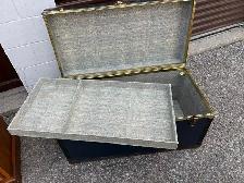 Free delivery used Vintage Style Decorative Storage Trunk - Photo 4