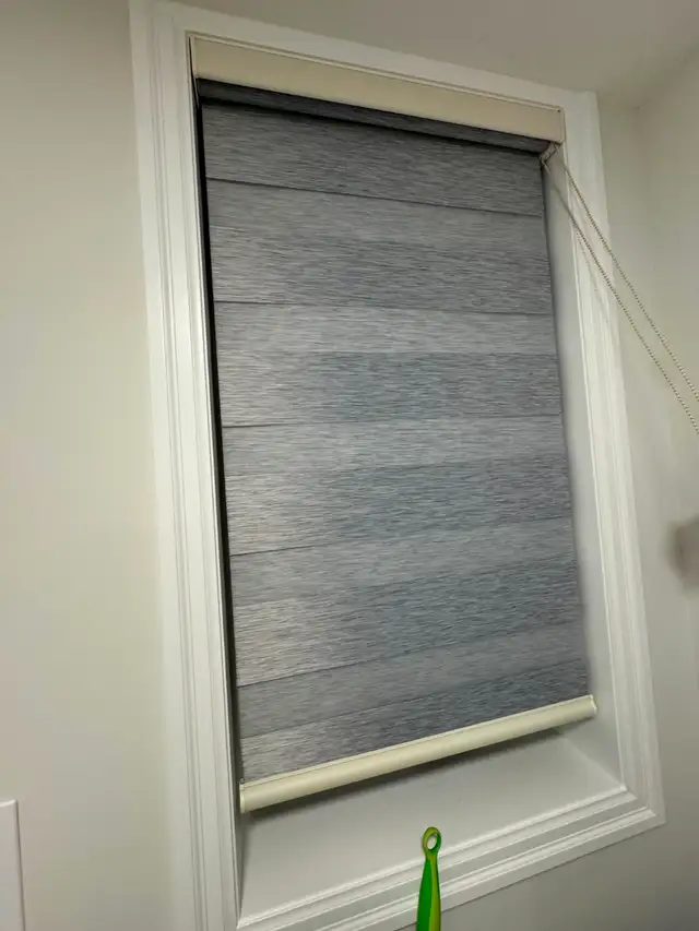 Motorized Shades – Rechargeable Battery