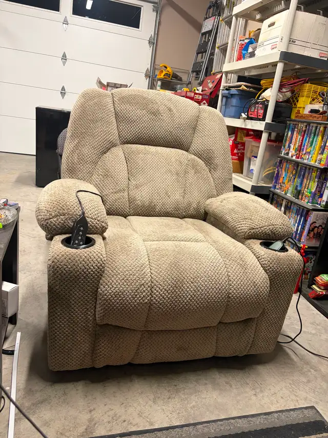 Electric lift recliner for seniors