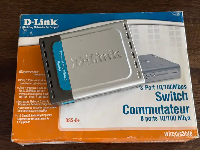 D-Link Computer Router – DI-604