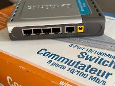 D-Link Computer Router – DI-604 - Photo 3