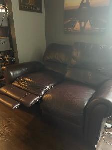 leather reclining love seat