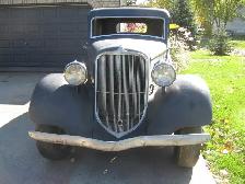 1934 Plymouth - Photo 10