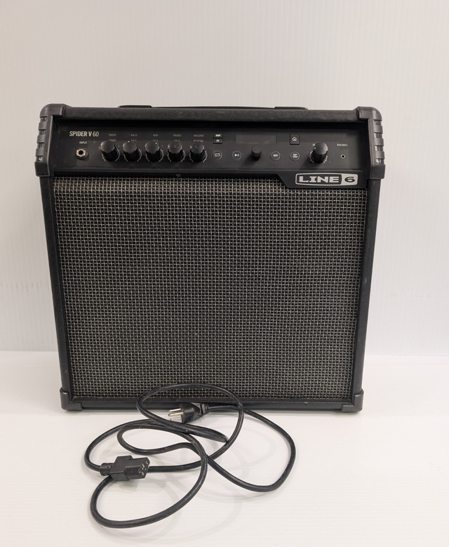 (B2291) Line 6 Spider V 60 - Amplifier