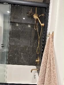 Spacious D/T Condo 1 bed/1 bath/1 parking stall - Photo 5