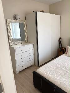 Spacious D/T Condo 1 bed/1 bath/1 parking stall - Photo 8