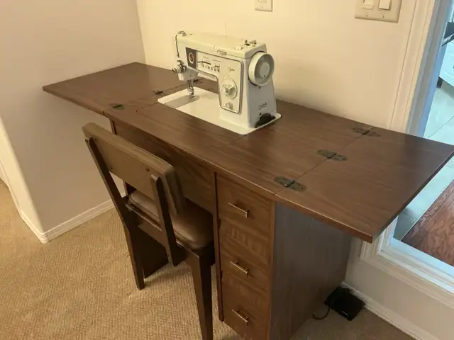 SEWING MACHINE CABINET