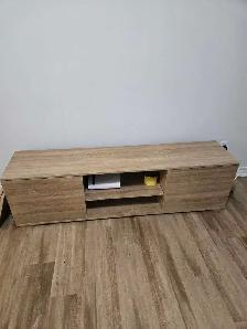 Meuble TV couleur chêne – 100 $ ferme - Photo 2