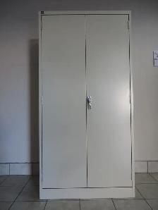 Metal Storage Cabinet, Lock and Key - Photo 2