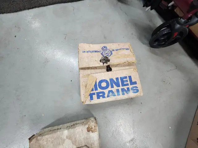 Vintage Lionel Train Set For Sale