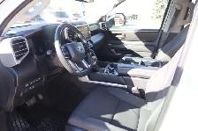 2024 Toyota Tundra SR5 CREWMAX, NO ACCIDENTS - Photo 3