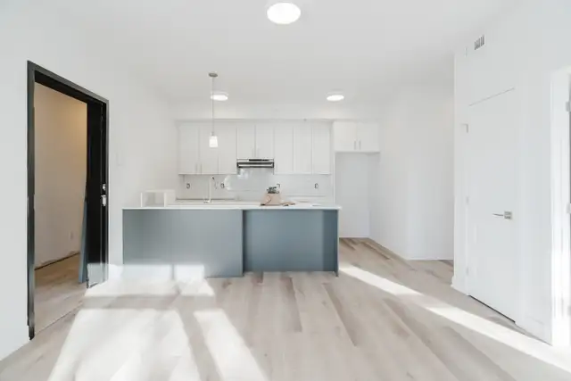 Brand-New 2 Bed | 790 sq ft | Castle Heights | $2,350