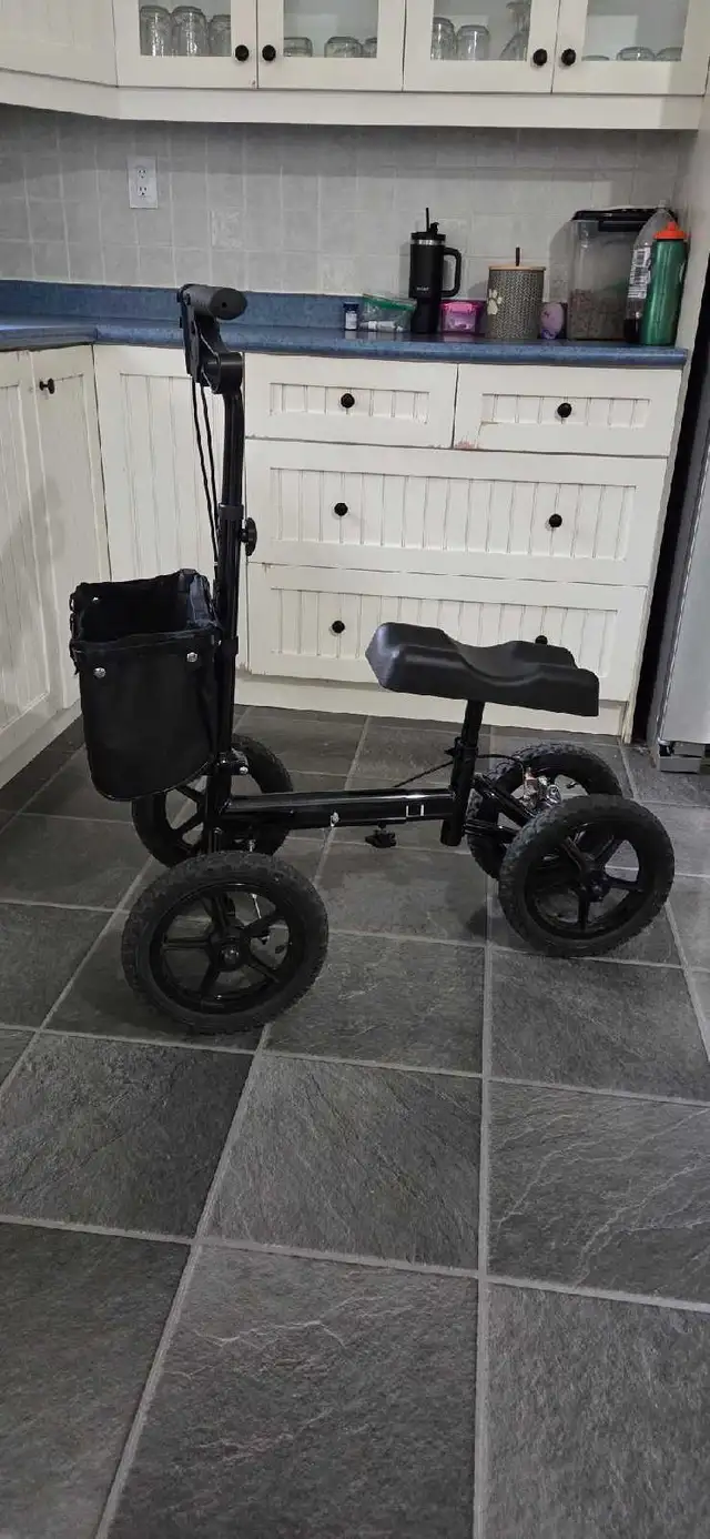 knee Scooter