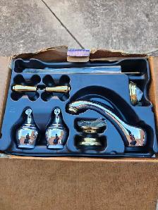 Brand New Moen Monticello Widespread Bathroom Faucet (#84246) - Photo 2