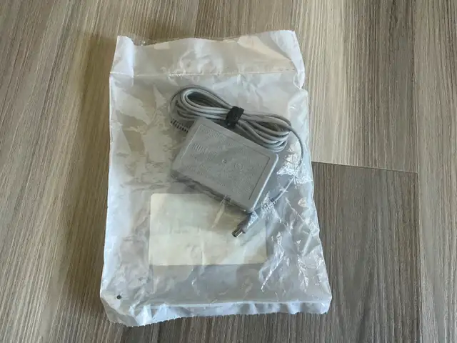 Nintendo 3DS AC Adapter OEM