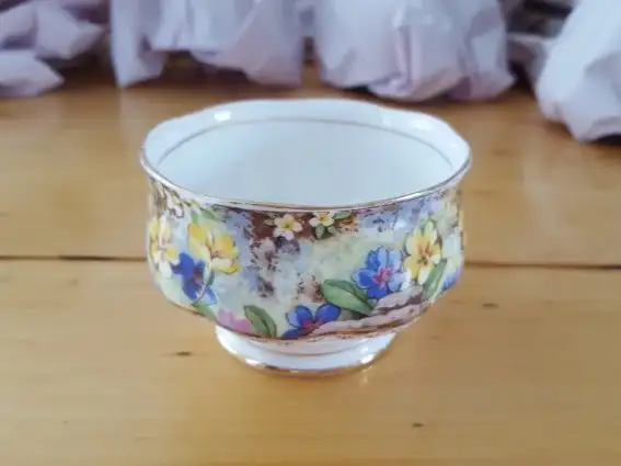 Royal Albert - Mary's Garden