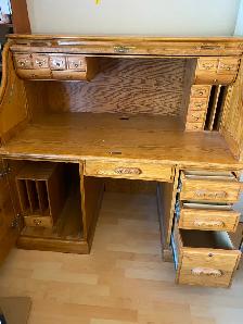 Roll-Top Computer Desk - Photo 2