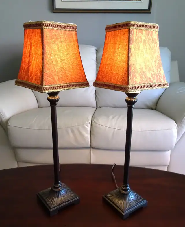 Pair of Antique-Style 22" Thin Bronze  Lamps (  Occupied Japan)