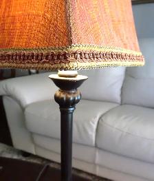 Pair of Antique-Style 22" Thin Bronze  Lamps (  Occupied Japan) - Photo 5