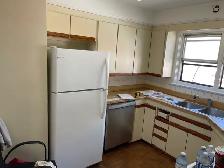 Private - furnished Room for Rent, steps to Subway - Photo 3