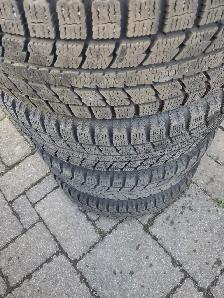 215-60R16x4 pneu hiver Toyo-jante Volkwagen Passat 2017 - Photo 2