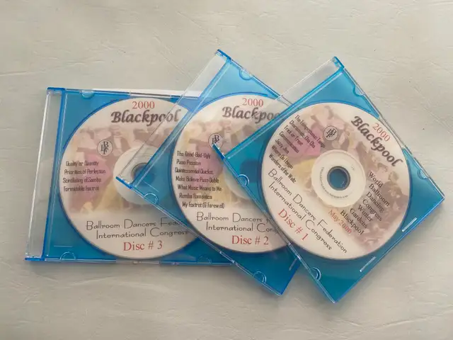DVD Blackpool de 2000 à 2010, 35 dvd (8 en copies), parfaits 70$