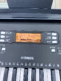 Yamaha PSR-E363 Keyboard With Pedal - Photo 2