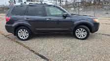 2012 Subaru Forester X Touring- LOADED- MANUAL- GREAT CONDITION - Photo 5